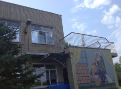 Уже несколько лет пытаются родители добиться ремонта в детском саду в Вареновке