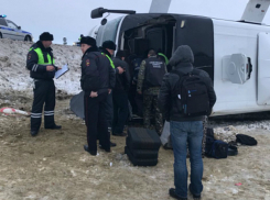 По факту ДТП с рейсовым автобусом в Белокалитвенском  районе возбуждено уголовное дело