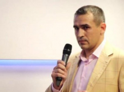 Оппонента Дерябкина уволили с работы за жалобы на проведения праймериза в Волгодонском избирательном округе