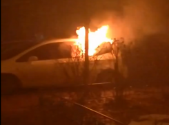 Очередной автомобиль сгорел в Таганроге ночью