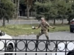 Самопровозглашенный 'инспектор' в военной форме устроил хаос на дороге 