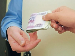 В отношении таганрогского судебного пристава возбуждено уголовное дело за получение взятки