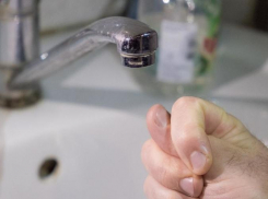  «С настоящей техногенной катастрофой» сравнил горожанин в Таганроге предстоящее отсутствие воды