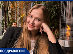 Яркая Диана Шрамко сегодня отмечает день рождения
