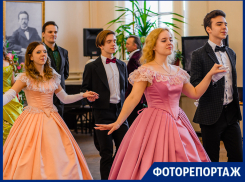 Бал «Любовь сквозь века» прошел в Таганроге