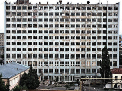 «Припятью в Таганроге» назвал фотограф здание Комбайнового завода