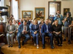 Министр культуры открыла выставку к юбилею Петра I в Таганроге