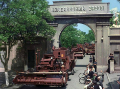 Фото  65-летней давности  всколыхнуло ностальгию по былой мощи Таганрога