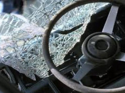 В результате ДТП под Таганрогом пострадали 3 человека