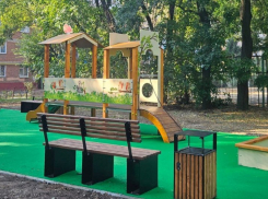 В Таганроге дворовые территории приводят в порядок