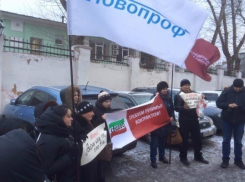 Всех работников Ростовских ресторанов «Сбарро» и «Восточного базара», требующих заплатить заработную плату, перенаправили в Москву 