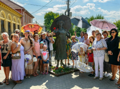 Сегодня таганрожцы отмечают День рождения Фаины Раневской