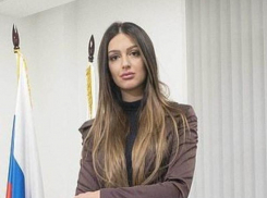 Таганроженка Оксана Воеводина не подавала в суд на экс-короля  Малайзии