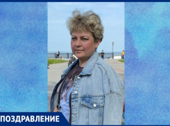 Коллектив детсада №51 сердечно поздравляет младшего  воспитателя