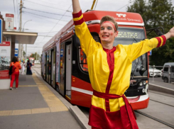 Таганрогский камерный театр покажет спектакли в трамвае и на трамвайных остановках