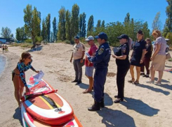 Сотрудниками различных ведомств продолжаются профилактические рейды в акватории Таганрогского залива. 