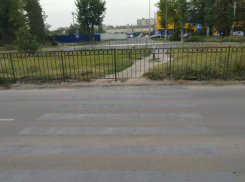  Горожане ждут от властей Таганрога пешеходного  перехода к «Ленте»
