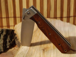 В Таганроге сожитель изрезал возлюбленную ножом