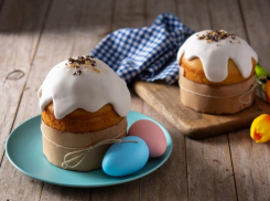 Таганрожцам напомнили, сколько можно съесть кулича в день