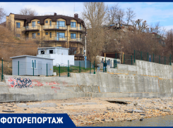 Торосья и другие беды: исследуем состояние Центрального пляжа Таганрога