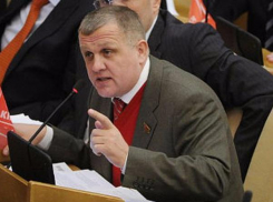 Суд разрешил таганрогскому депутату Николаю Коломейцеву остаться в кандидатах