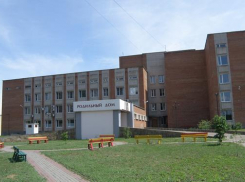 В Таганроге в Родильном доме идёт капитальный ремонт