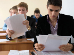 Таганрогские выпускники 2019 начали сдавать ЕГЭ и ОГЭ