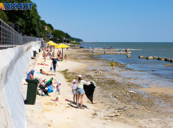 Азовское море поглощает Таганрог, власти ищут деньги на спасение - и так по кругу 