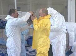  Два выходных за вакцинацию и дорогостоящие лекарства для больных коронавирусом пообещал россиянам Президент РФ