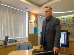 Замглавы Таганрога Вячеслав Михайлов раскритиковал идеи по благоустройству улицы Петровской