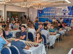На «Донском рапиде» памяти Дворковича в Таганроге встретились шахматисты со всей России