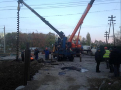 Ремонт коллектора на улице Транспортной в Таганроге затянется