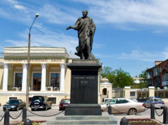 Календарь: 187 лет назад в Таганроге воздвигли памятник Александру I