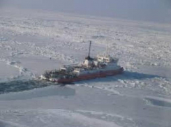 В Таганрогском порту введены ледовые ограничения	