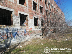 Недостроенную инфекционную больницу в Таганроге продают за 18 миллионов рублей