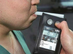 На трассе Ростов - Таганрог задержали пьяного водителя на ВАЗ-2110