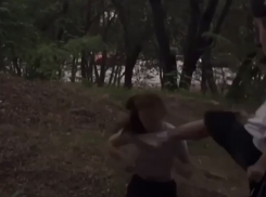 В Таганроге двум школьницам назначили меру пресечения по делу о жестоком избиении