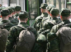 Число призывников-добровольцев в Таганроге тает с каждым годом