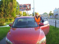 Пешехода на Mitsubishi Lancer поймали таганрожцы