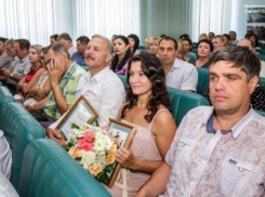 Пять таганрогских передовиков-металлургов проведут отпуск на курортах Чехии