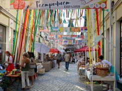 Гастрофестиваль в Европейском квартале объединил гурманов Таганрога