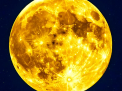 Сегодня ночью таганрожцы смогут увидеть Осетровую луну