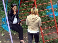 Житель Таганрога возмущен поведением беременных женщин