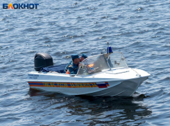 Вторые выходные подряд спасатели приходят на помощь горожанам в Таганрогском заливе