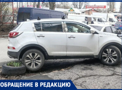 Угрожал женщине и поломал цветы: таганроженка пожаловалась на хамство водителя