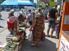 В Таганроге пресекли 827 фактов несанкционированной торговли