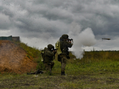 У соседей горела нефтебаза: во время атаки ВСУ над Азовским морем и регионами сбито 57 БПЛА