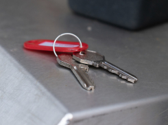  Спустя 5 лет брат и сестра, которые остались сиротами, получили жилье в Таганроге