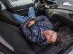 Таганрогский автолюбитель месяц в году живет в автомобиле