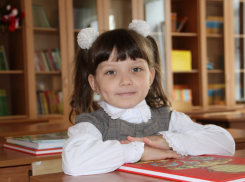 День знаний в Таганроге: линейки пройдут внутри школ